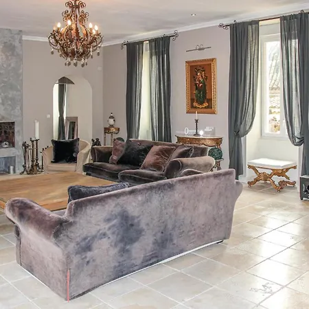 Casa vacanze Stunning In Saint Esprit With Kitchen *