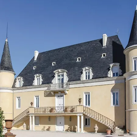 Casa vacanze Stunning In Saint Esprit With Kitchen
