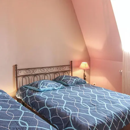 Hébergement de vacances Sublime Chateau Avec Piscine