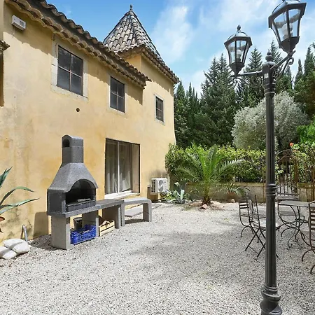 Stunning In Saint Esprit With Kitchen Casa vacanze Pont-Saint-Esprit